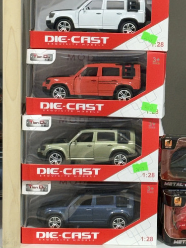Auto Defender Juguete Metal Escala 1:28 New Niños Adultos Varios — foto 4