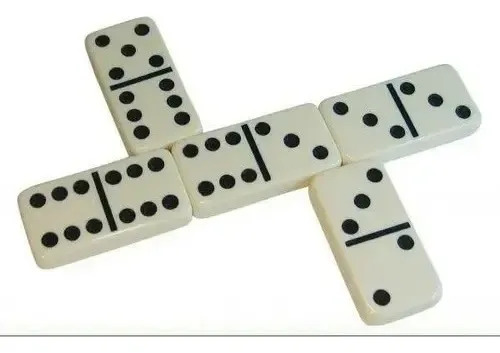 Juego De Mesa Domino 28 Piezas Con Estuche Colores — foto 3