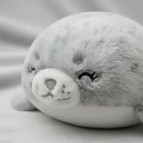 Peluche De Foca Bebe Ojitos Cerrados 25cm Animales Kawaii Blanco — foto 4
