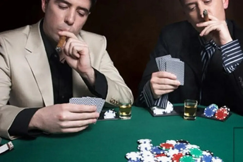 Set Poker Juego De Mesa 500 Fichas + Naipes, Dados + Maletín — foto 7